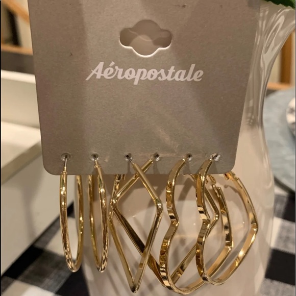 AEROPOSTALE SHAPES HOOP EARRINGS SET - Picture 2 of 6